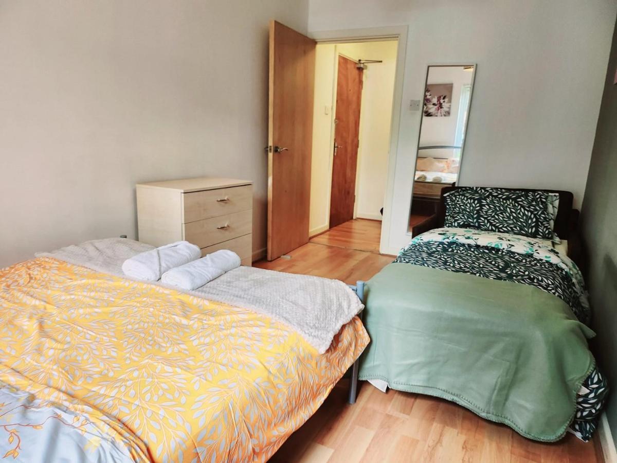 Flat Near Centre Apartment *